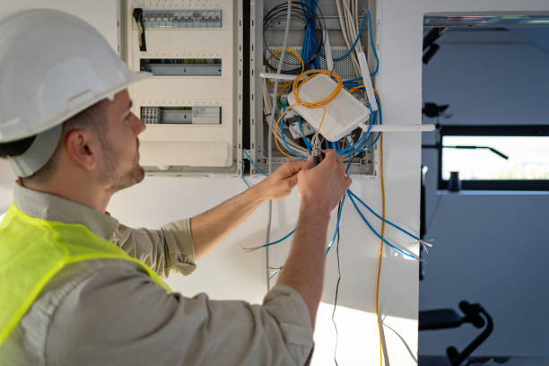 Best Local Electrician Companies  in Cle Elum, WA